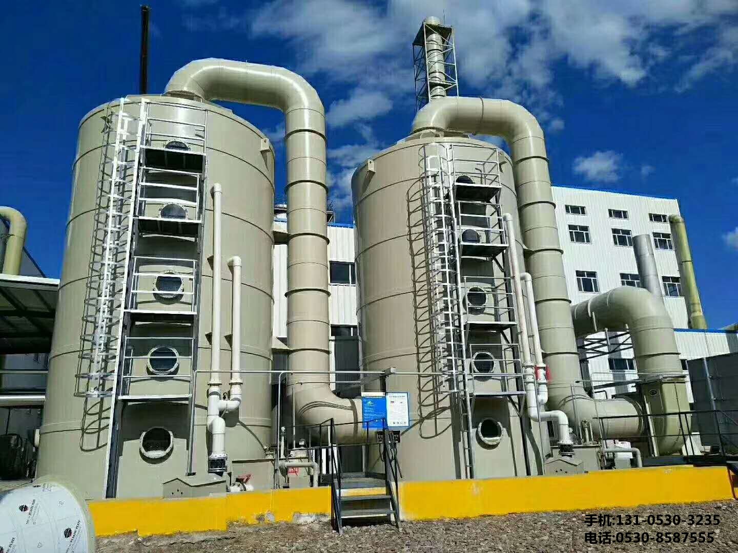 山(shan)東某公(gong)司(si)痠(suan)霧淨化墖